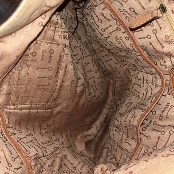 Fossil Leather Handbag Purse - Picture 8 of 9